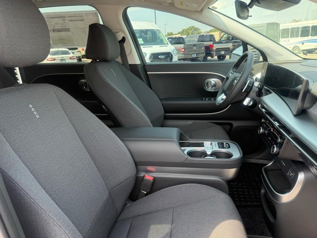 new 2026 Hyundai IONIQ 9 car, priced at $58,179