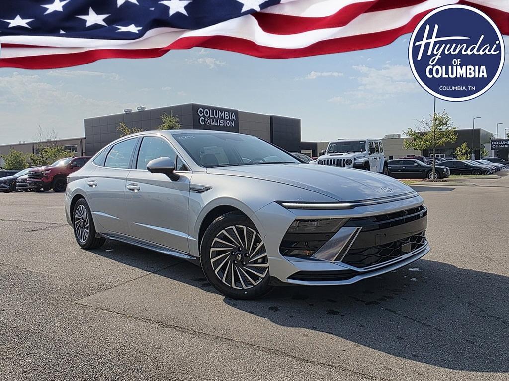 new 2025 Hyundai Sonata Hybrid car, priced at $33,550