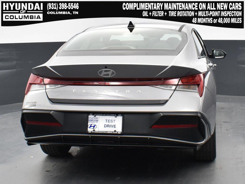 new 2025 Hyundai Elantra car, priced at $26,185