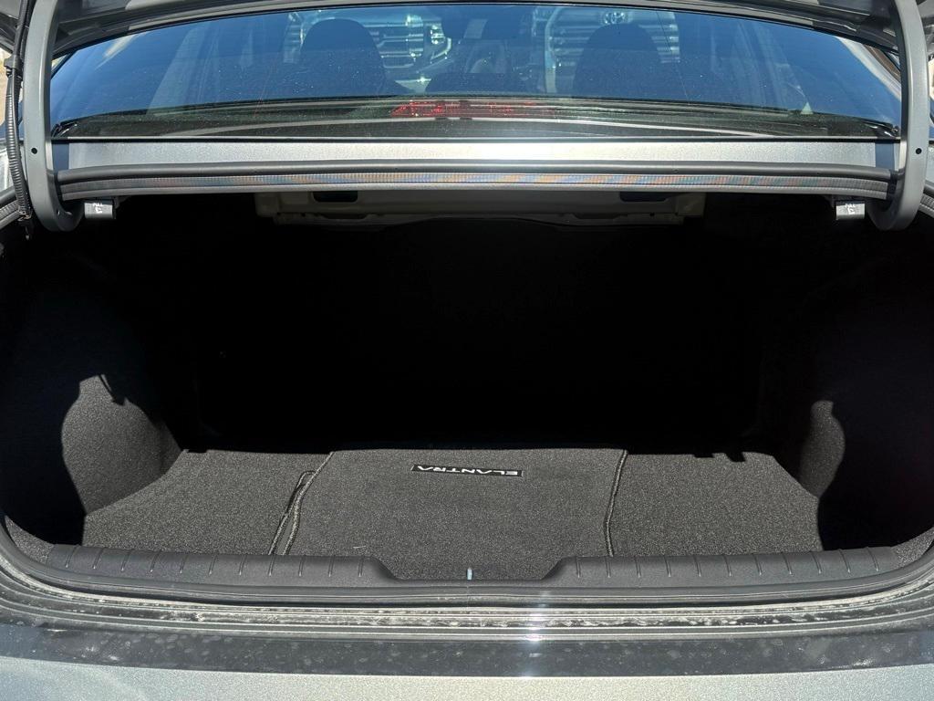 new 2025 Hyundai Elantra car, priced at $23,686