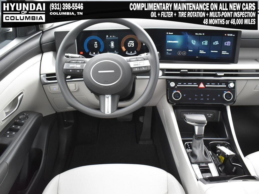 new 2025 Hyundai Tucson car, priced at $30,104