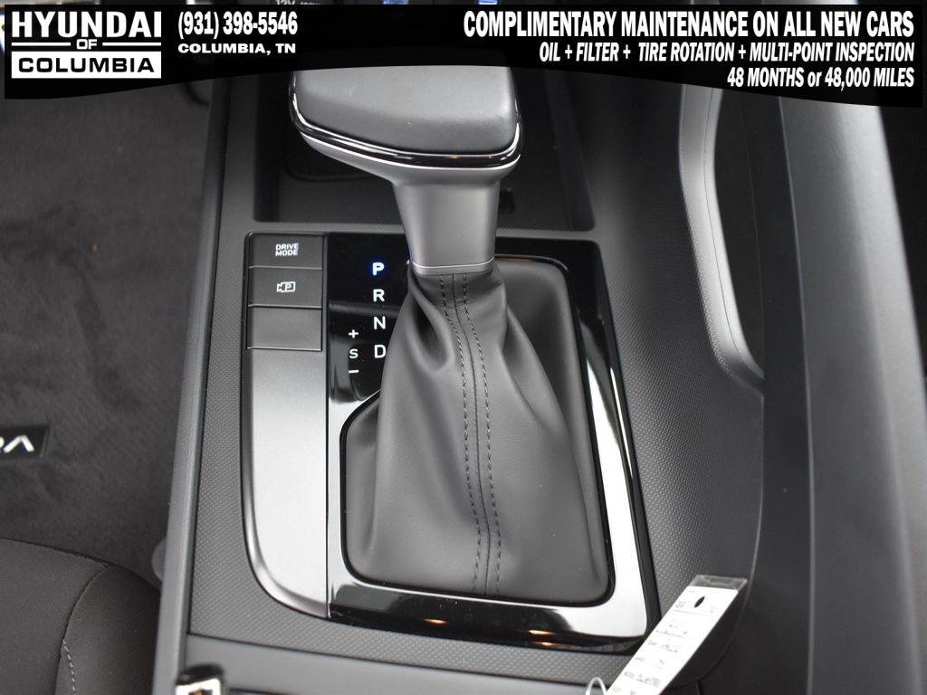 new 2025 Hyundai Elantra car, priced at $23,785