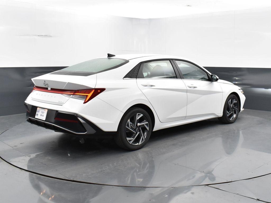 new 2025 Hyundai Elantra car, priced at $29,045