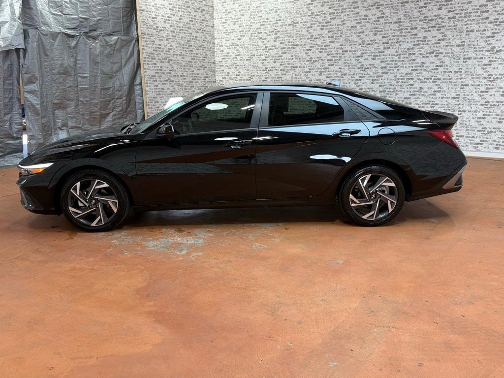 used 2025 Hyundai Elantra car, priced at $20,444