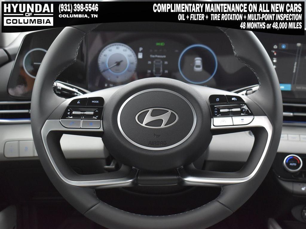 new 2025 Hyundai Elantra car, priced at $27,785