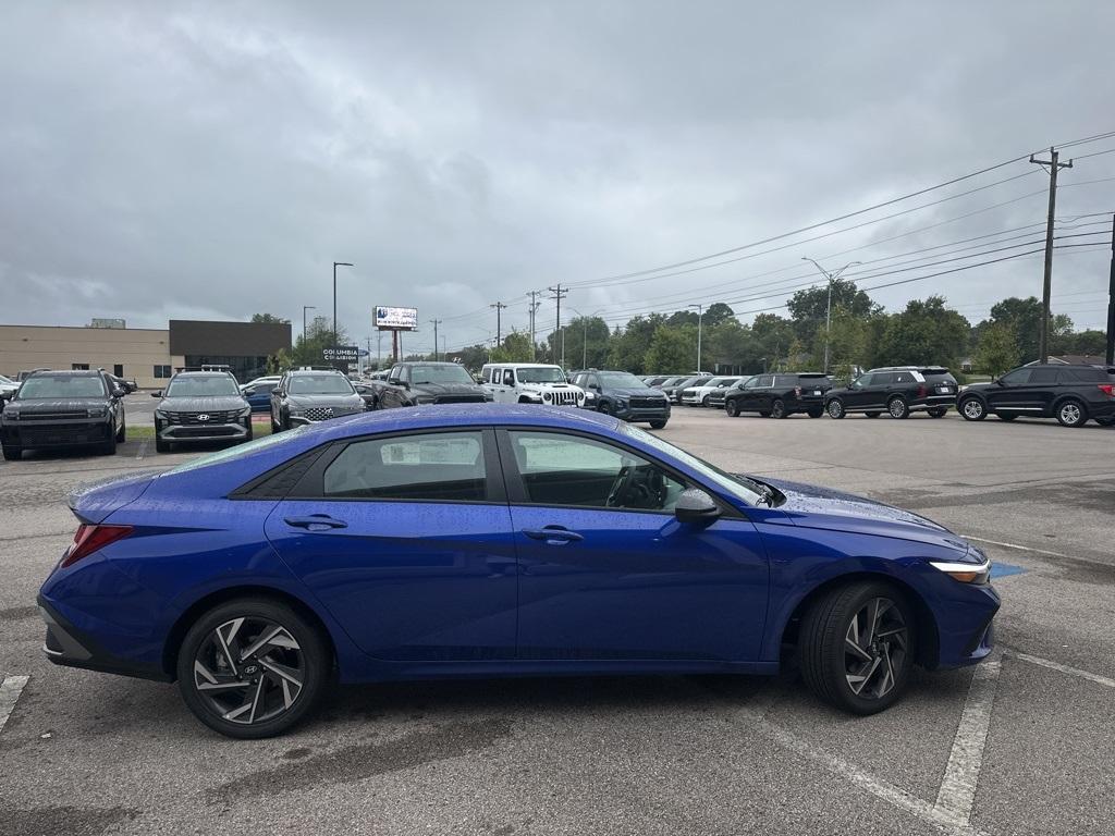 new 2025 Hyundai Elantra car, priced at $23,711