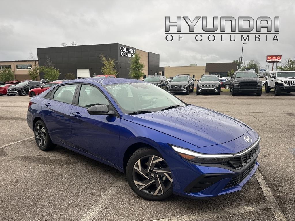 new 2025 Hyundai Elantra car, priced at $23,711