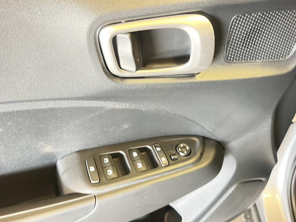 new 2025 Hyundai Venue car, priced at $21,567