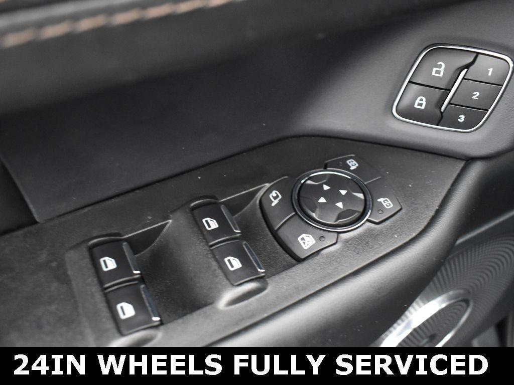 used 2021 Ford Expedition car, priced at $31,752