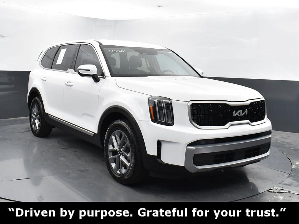 used 2023 Kia Telluride car, priced at $30,918