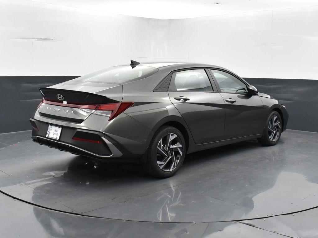 new 2025 Hyundai Elantra car, priced at $22,780