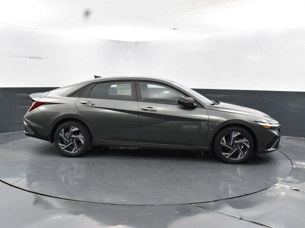 new 2025 Hyundai Elantra car, priced at $22,780