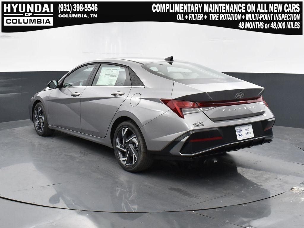 new 2025 Hyundai Elantra car, priced at $26,537