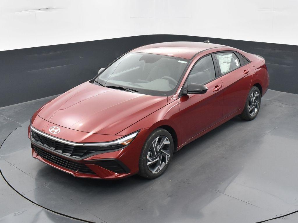 new 2025 Hyundai Elantra car, priced at $23,022