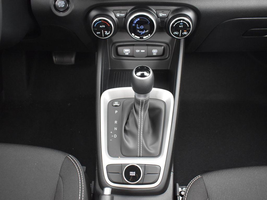 new 2025 Hyundai Venue car, priced at $21,339