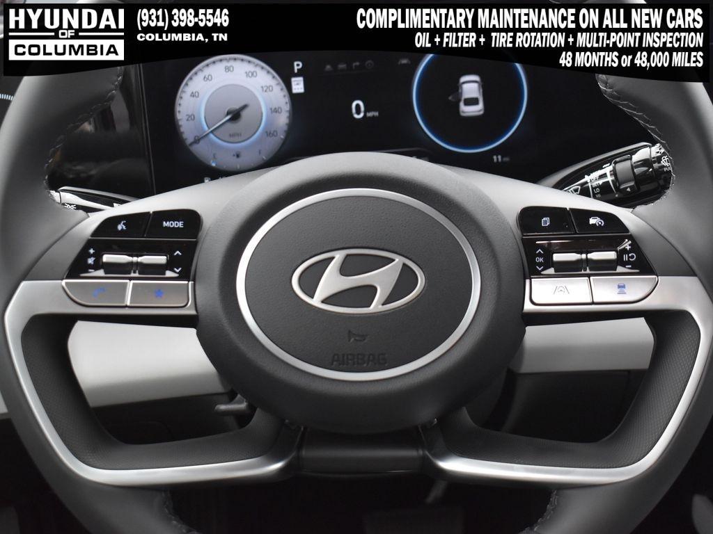 new 2025 Hyundai Elantra car, priced at $27,014
