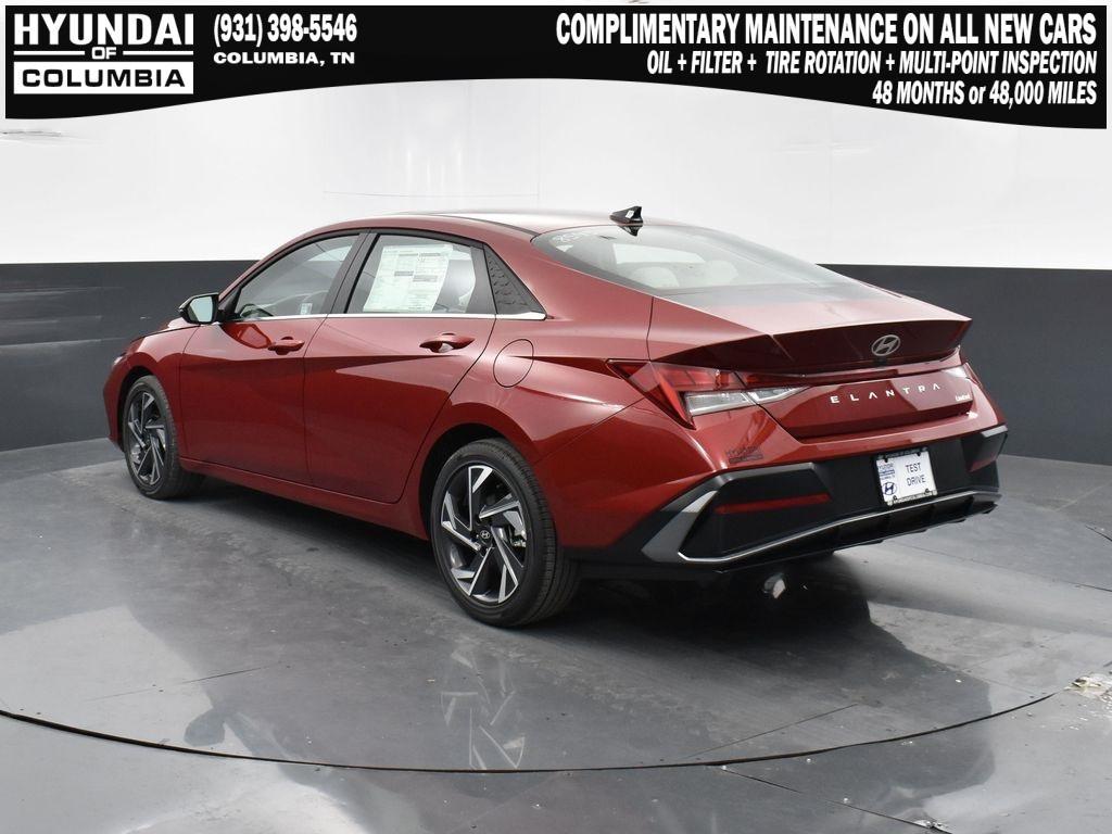 new 2025 Hyundai Elantra car, priced at $27,014