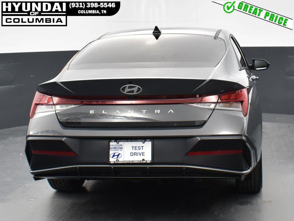 new 2024 Hyundai Elantra car, priced at $22,060