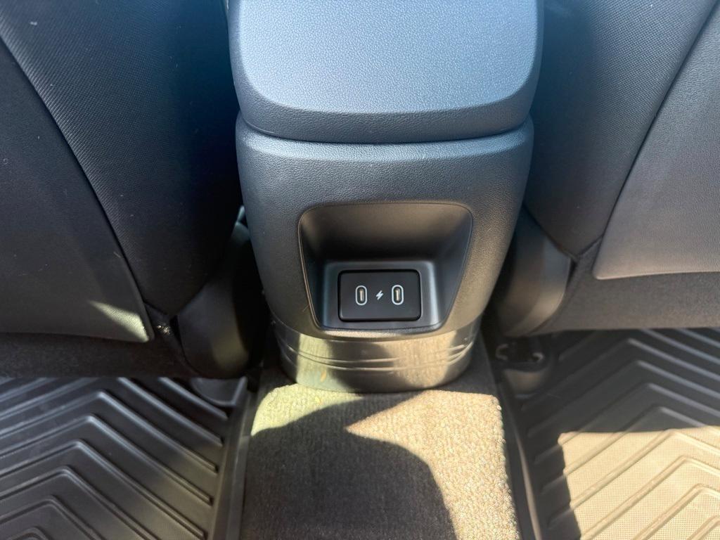 new 2025 Hyundai Elantra car, priced at $23,686