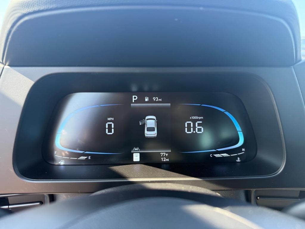 new 2025 Hyundai Elantra car, priced at $23,686