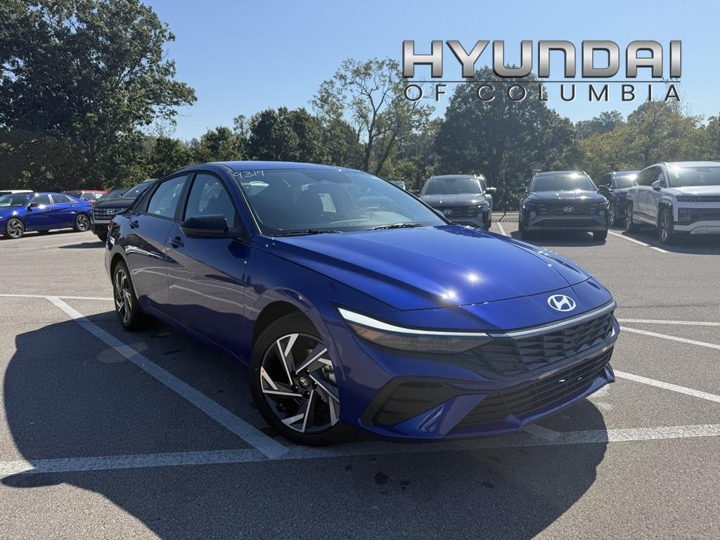 new 2025 Hyundai Elantra car, priced at $23,686