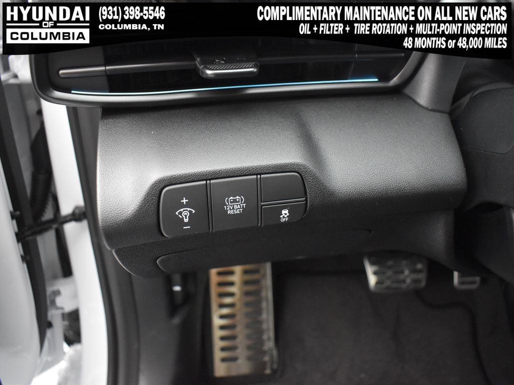 new 2025 Hyundai ELANTRA HEV car, priced at $27,588