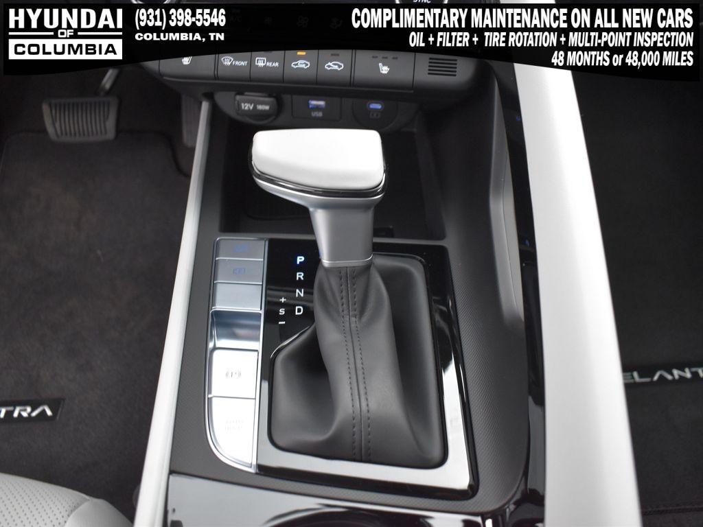 new 2025 Hyundai Elantra car, priced at $27,024