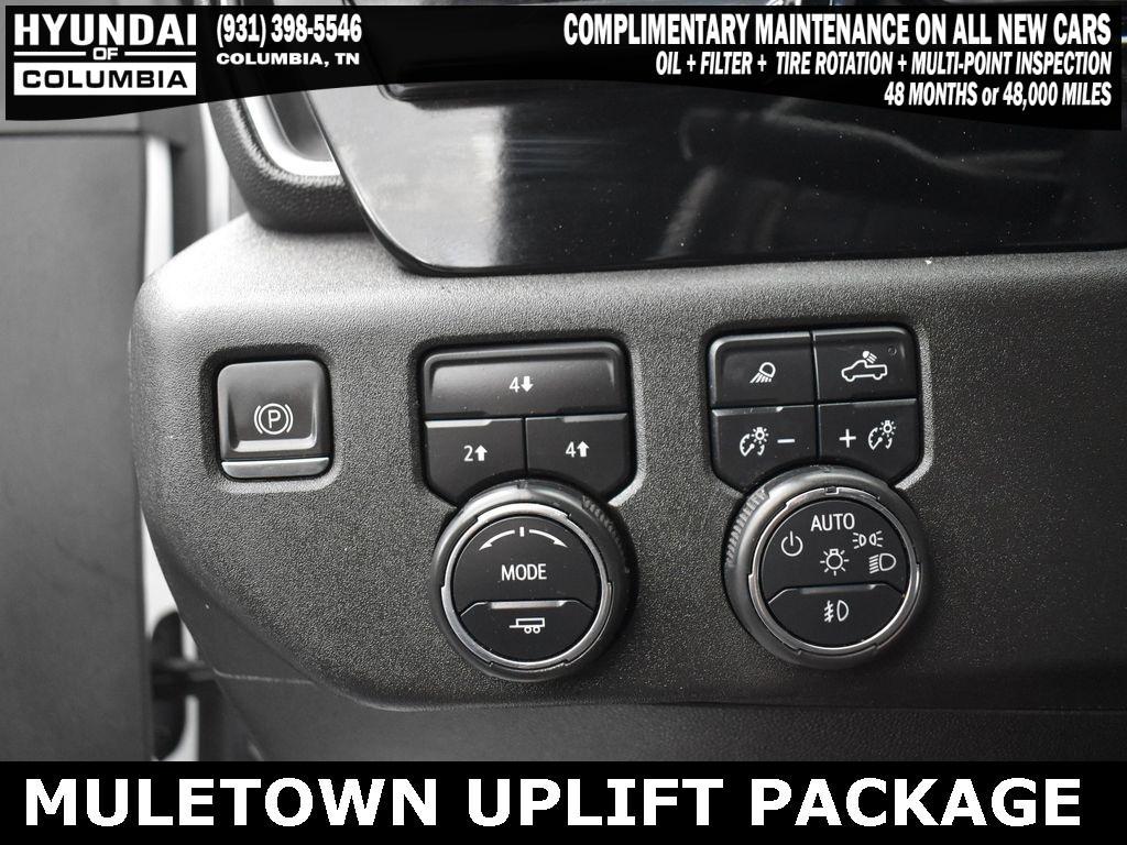 used 2024 Chevrolet Silverado 2500 car, priced at $62,719