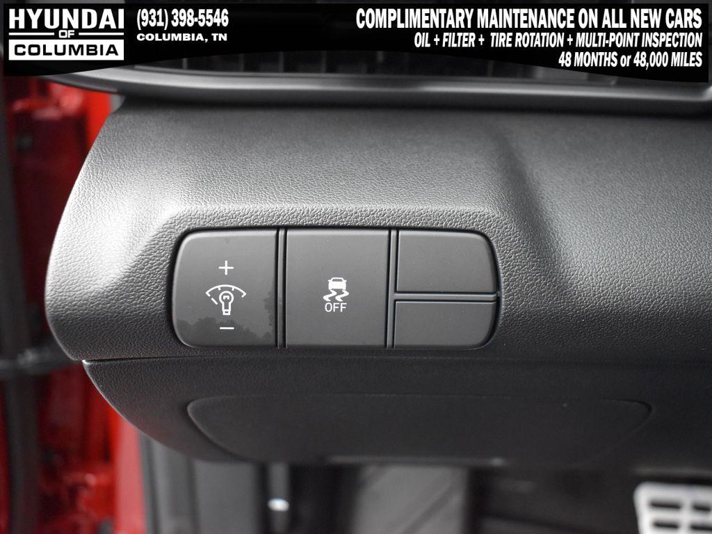 new 2025 Hyundai Elantra car, priced at $24,285
