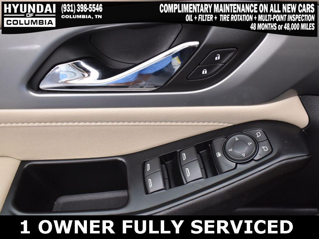 used 2023 Chevrolet Traverse car, priced at $24,519