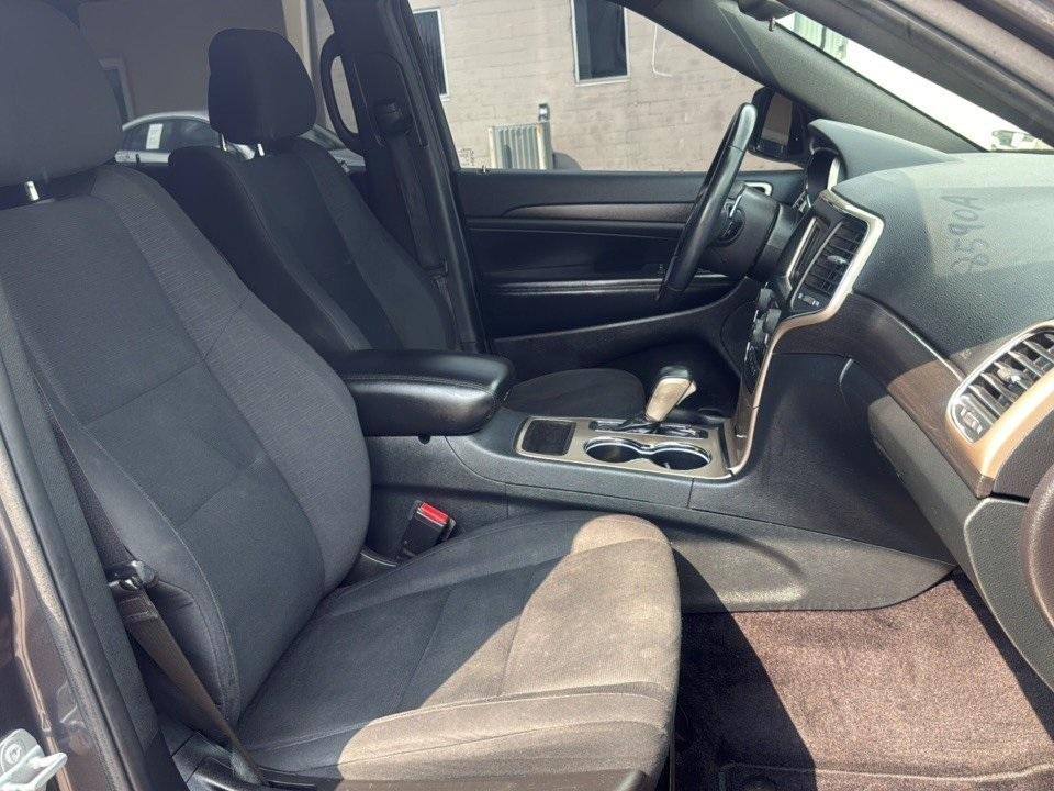 used 2016 Jeep Grand Cherokee car, priced at $9,958