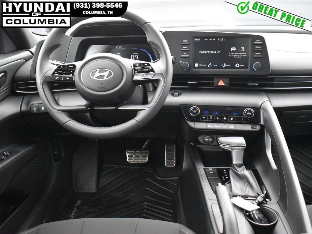 new 2025 Hyundai Elantra car, priced at $23,508