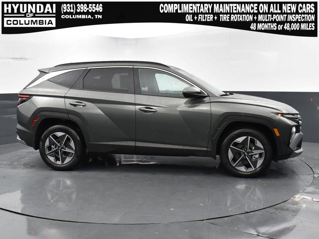 new 2025 Hyundai TUCSON Hybrid car, priced at $36,317