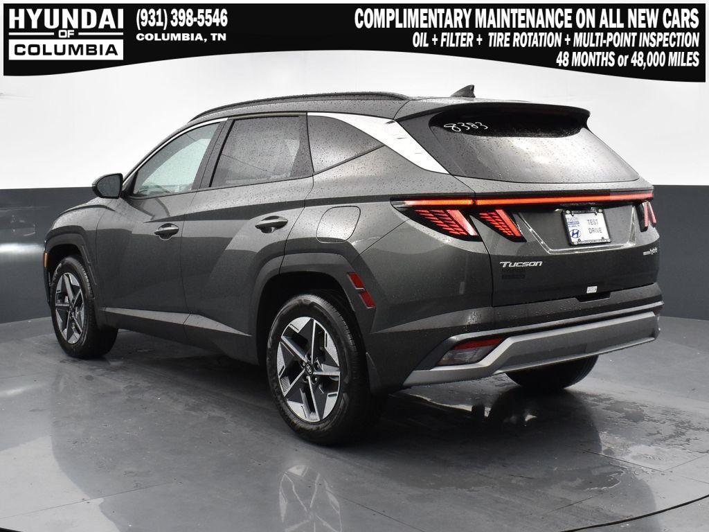 new 2025 Hyundai TUCSON Hybrid car, priced at $37,095