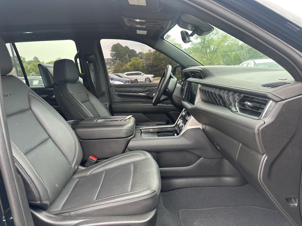 used 2023 GMC Yukon car, priced at $54,990