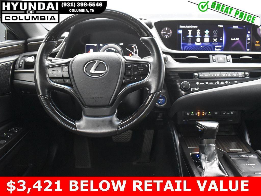 used 2019 Lexus ES 300h car, priced at $27,962