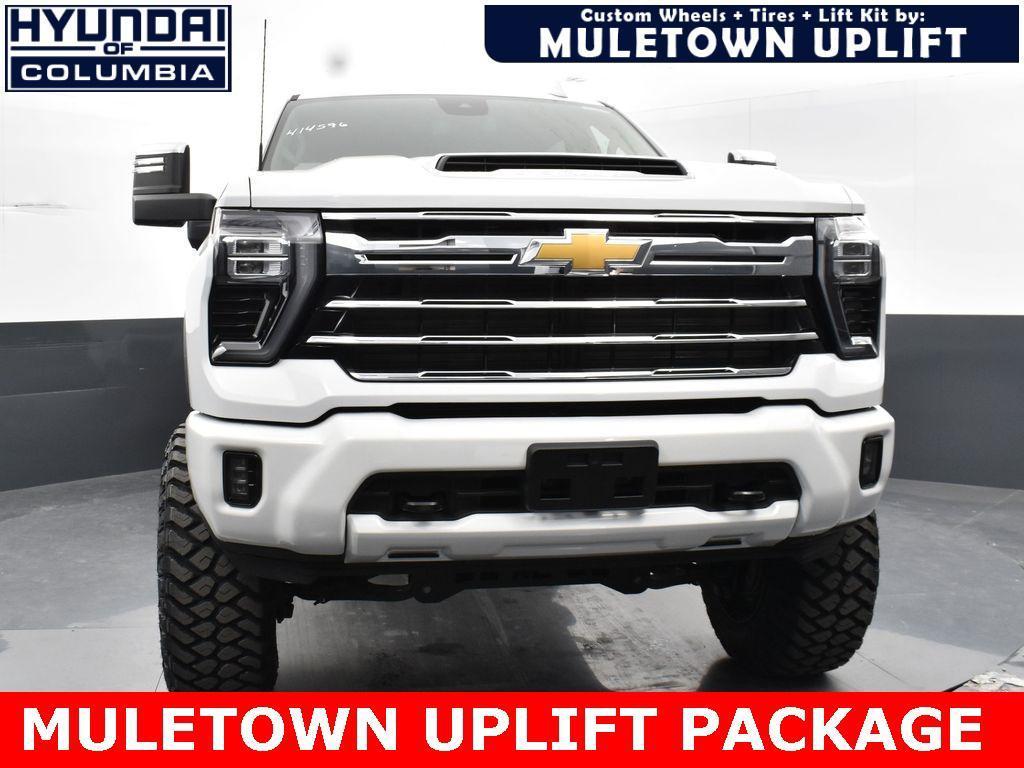 used 2024 Chevrolet Silverado 2500 car, priced at $63,090