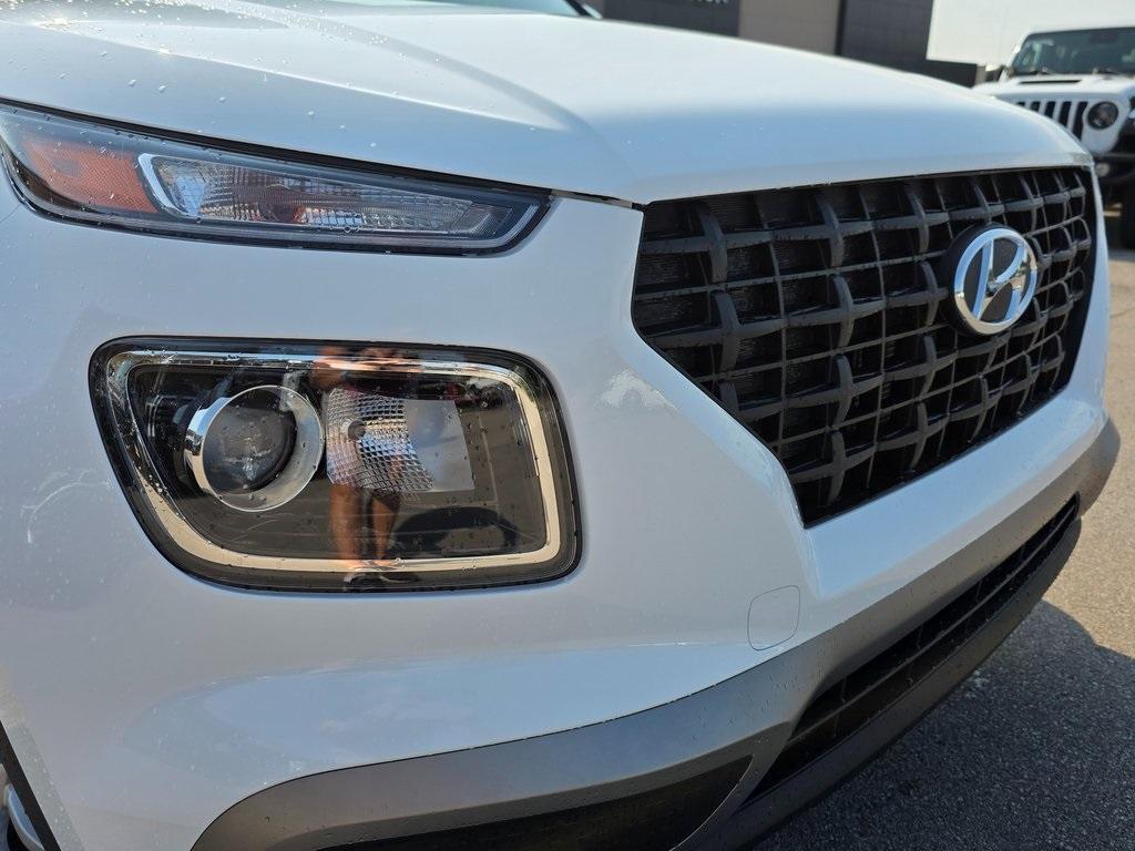 new 2025 Hyundai Venue car, priced at $20,143