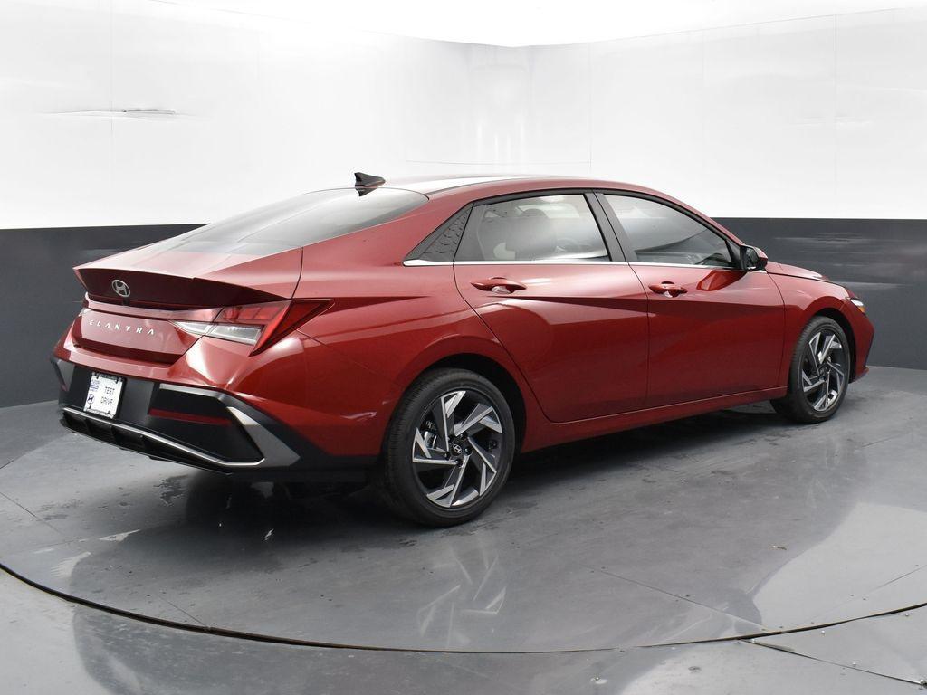 new 2025 Hyundai Elantra car, priced at $26,825