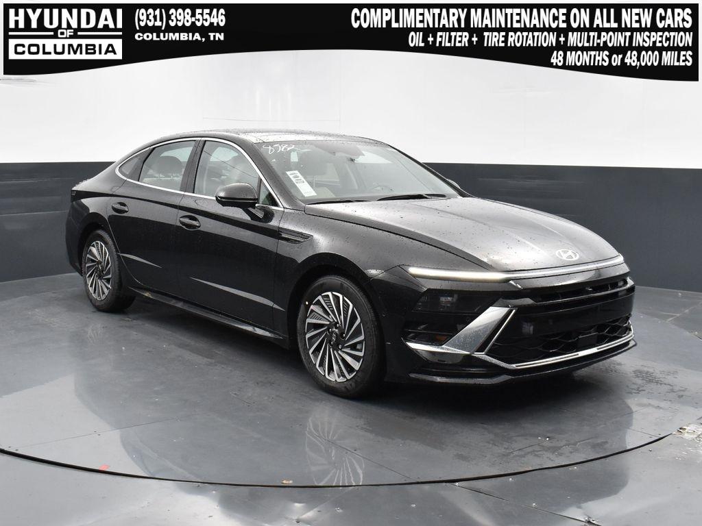 new 2025 Hyundai Sonata Hybrid car, priced at $37,700