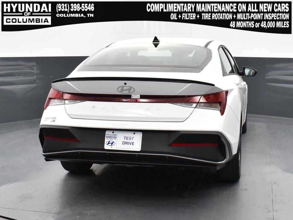 new 2025 Hyundai Elantra car, priced at $24,285