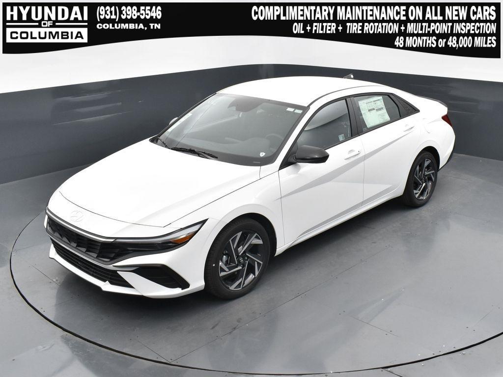 new 2025 Hyundai Elantra car, priced at $24,285