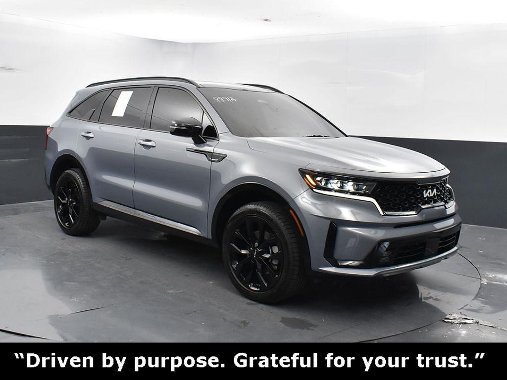 used 2023 Kia Sorento car, priced at $31,106