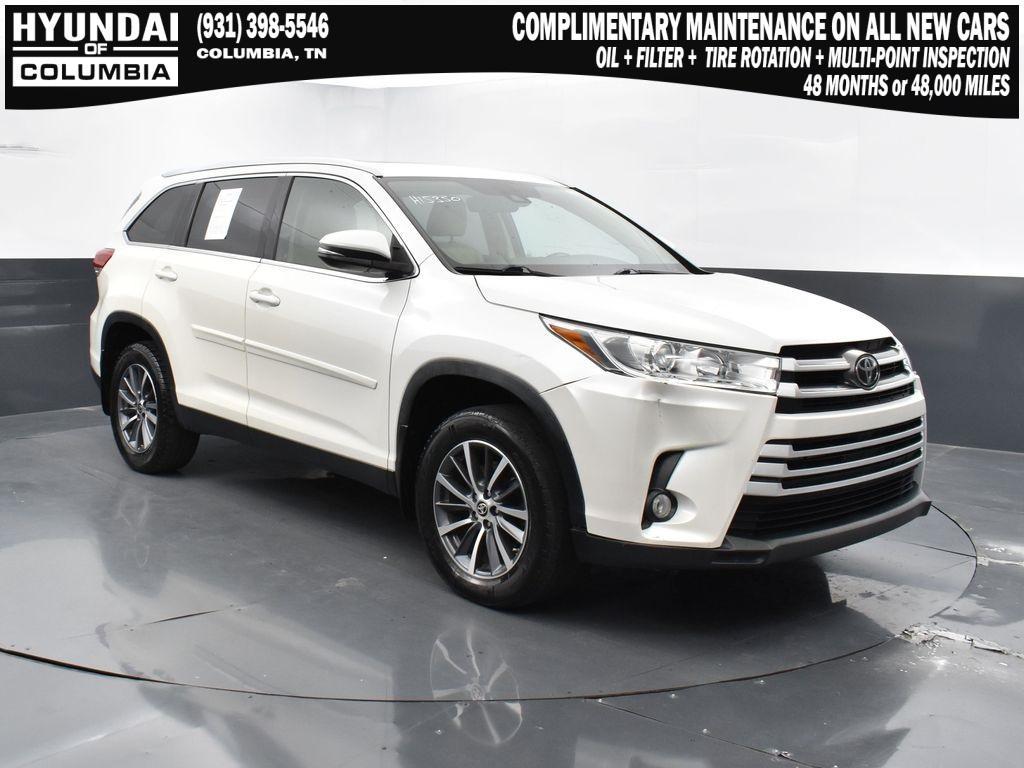 used 2019 Toyota Highlander car, priced at $27,998