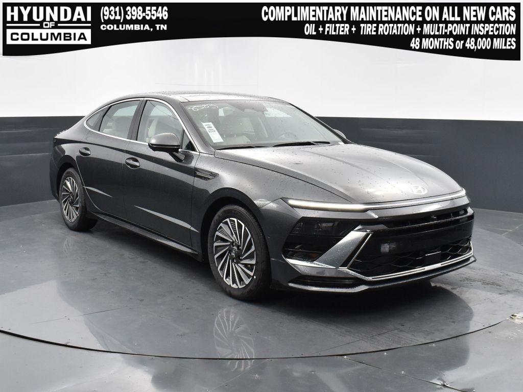 new 2025 Hyundai Sonata Hybrid car, priced at $37,700