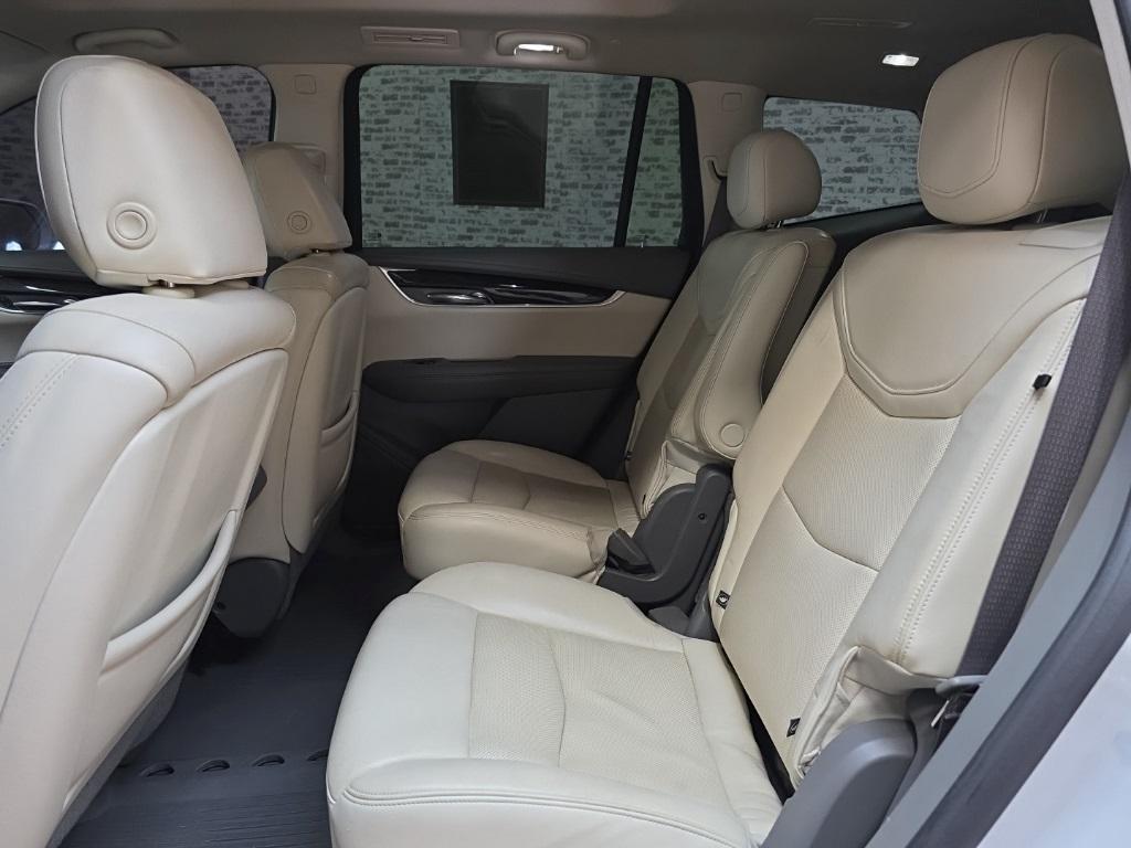 used 2020 Cadillac XT6 car