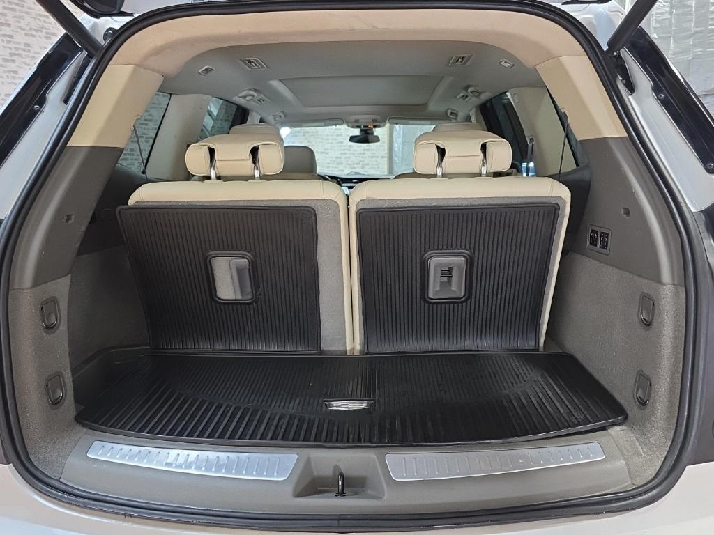 used 2020 Cadillac XT6 car