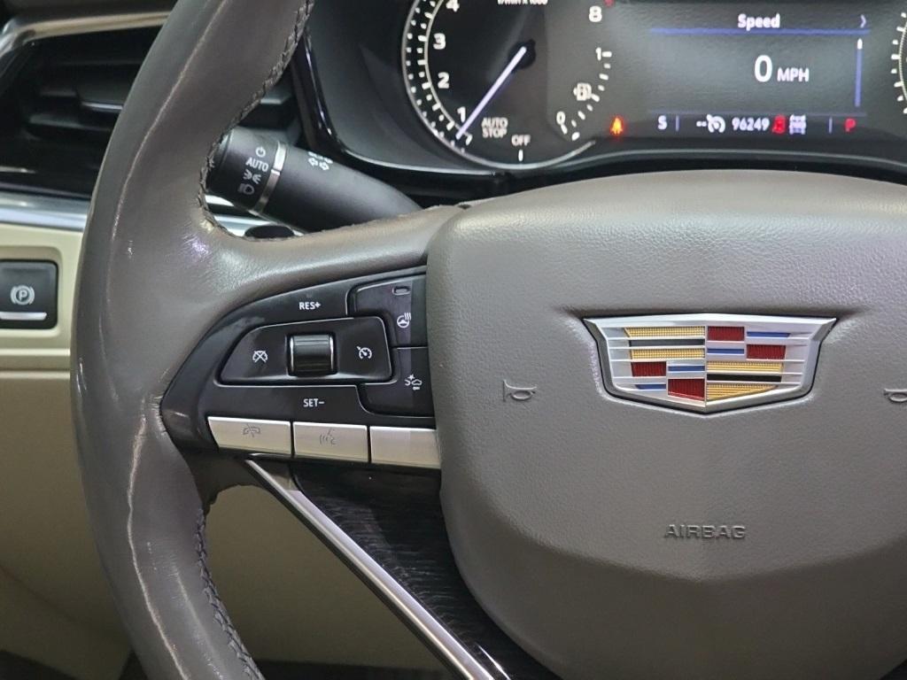 used 2020 Cadillac XT6 car