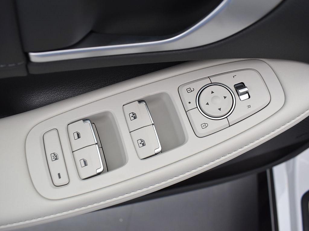 new 2025 Hyundai Sonata Hybrid car, priced at $32,955