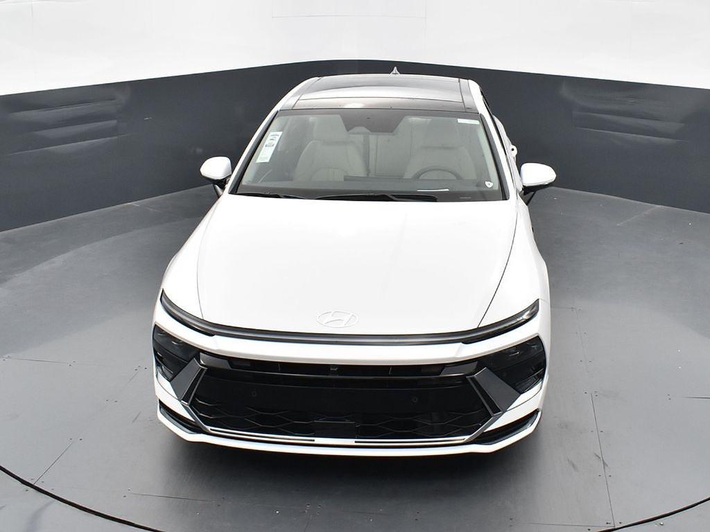 new 2025 Hyundai Sonata Hybrid car, priced at $32,955